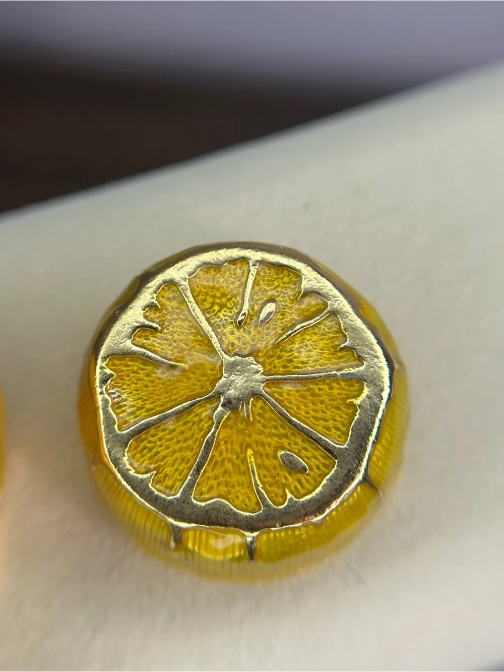 Edgar Berebi Lemon Enamel Trinket Box w/ Matching Charm Citrus Rare Collectible - Picture 15 of 16